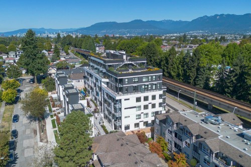 206-3264 Vanness Avenue, Vancouver, BC 