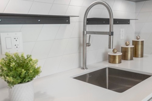 206-3264 Vanness Avenue, Vancouver, BC 