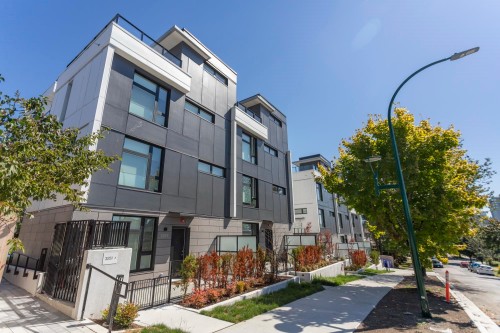 3249 Clive Avenue, Vancouver, BC 