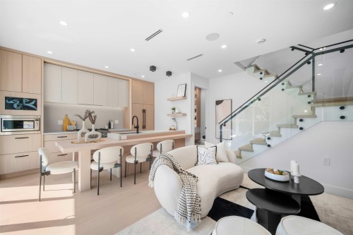 1-5033 Prince Albert Street, Vancouver, BC 