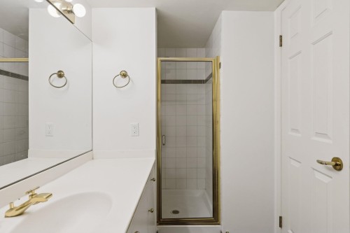 609-2201 Pine Street, Vancouver, BC 