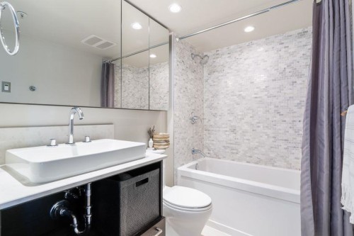 910-189 Keefer Street, Vancouver, BC 