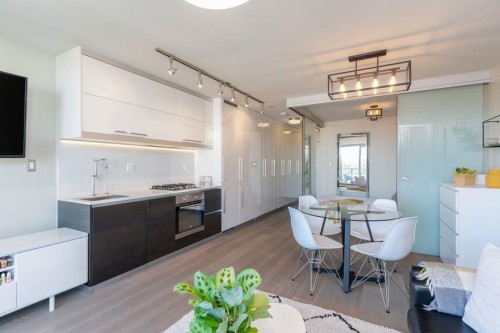 910-189 Keefer Street, Vancouver, BC 