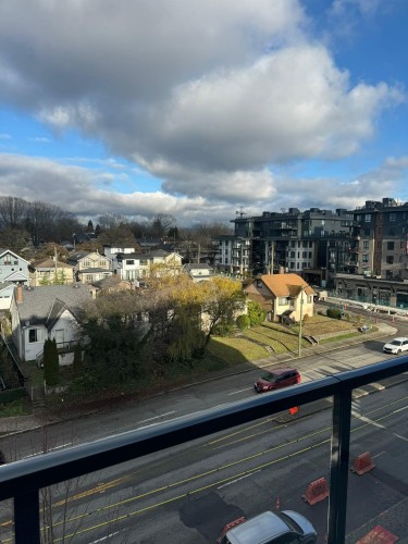 504-2268 Broadway Street E, Vancouver, BC 