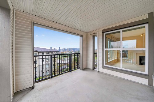 415-3050 Dayanee Springs Boulevard, Coquitlam, BC 
