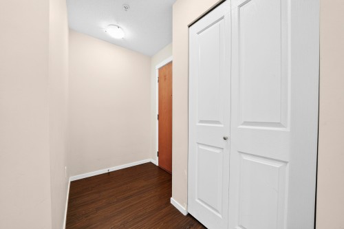 415-3050 Dayanee Springs Boulevard, Coquitlam, BC 