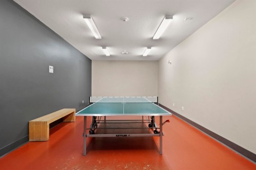 415-3050 Dayanee Springs Boulevard, Coquitlam, BC 