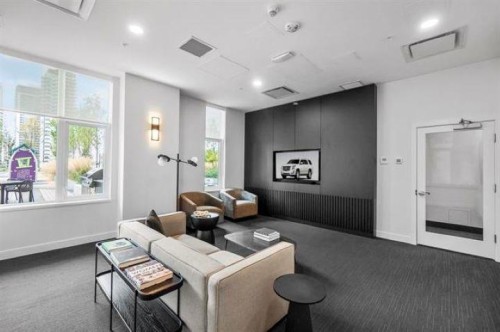 301-4433 Alaska Street, Burnaby, BC 