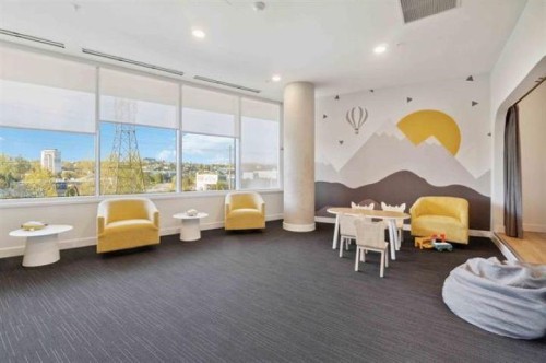 301-4433 Alaska Street, Burnaby, BC 