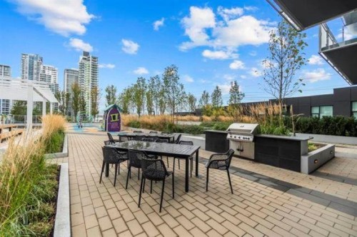 301-4433 Alaska Street, Burnaby, BC 