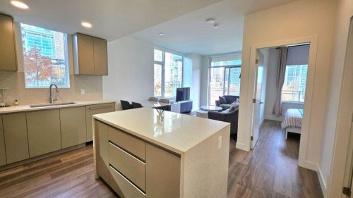 301-4433 Alaska Street, Burnaby, BC 