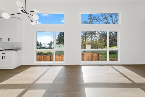 5410 Stellar Way, Sechelt, BC 