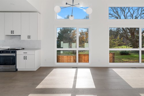 5410 Stellar Way, Sechelt, BC 