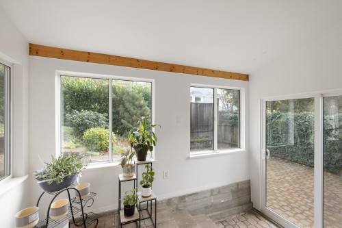 4050 St. Pauls Avenue, North Vancouver, BC 