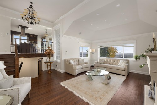 4050 St. Pauls Avenue, North Vancouver, BC 