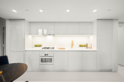 703-1033 Nelson Street, Vancouver, BC 