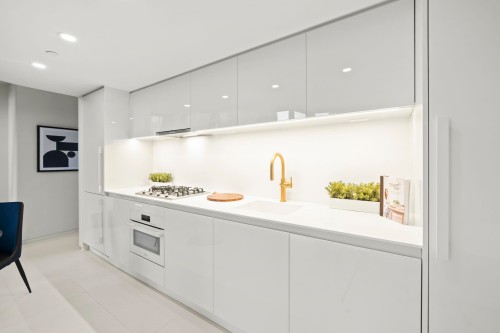 703-1033 Nelson Street, Vancouver, BC 