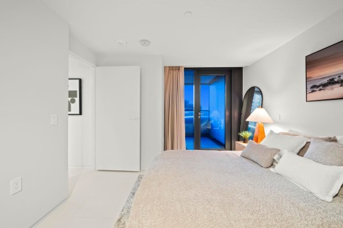 703-1033 Nelson Street, Vancouver, BC 