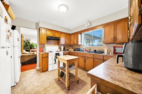 7893 Cumberland Street, Burnaby, BC 