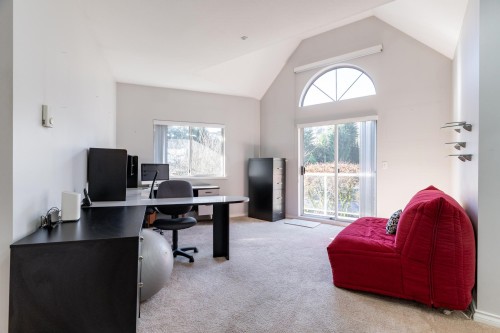 401-25 Richmond Street, New Westminster, BC 