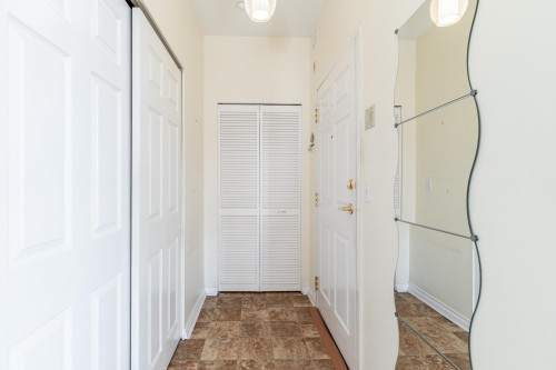 401-25 Richmond Street, New Westminster, BC 