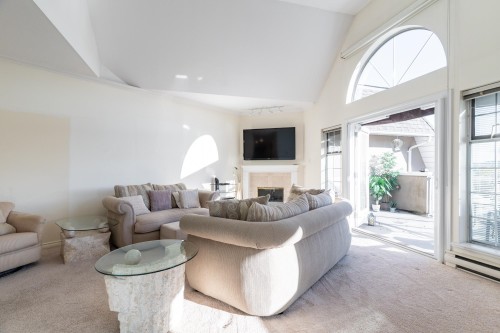 401-25 Richmond Street, New Westminster, BC 