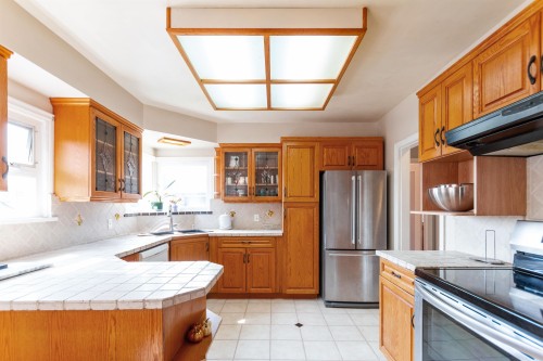 1602 Tenth Avenue, New Westminster, BC 