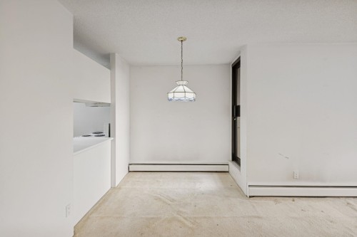 301-1995 Beach Avenue, Vancouver, BC 