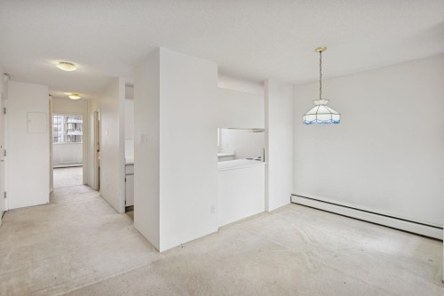 301-1995 Beach Avenue, Vancouver, BC 