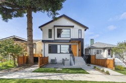 1-1243 Nootka Street  Vancouver, BC V5K 4E6