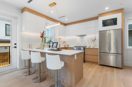 2-1243 Nootka Street, Vancouver, BC 