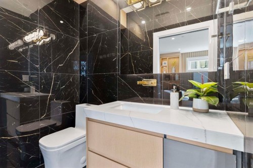 2-1243 Nootka Street, Vancouver, BC 