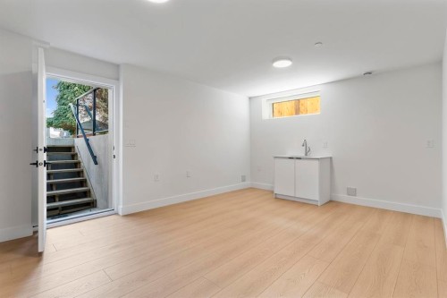 2-1243 Nootka Street, Vancouver, BC 