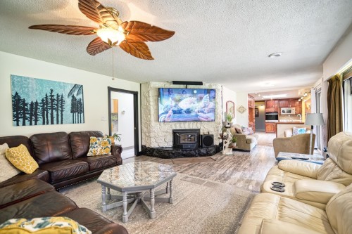 6241 Sechelt Inlet Road, Sechelt, BC 