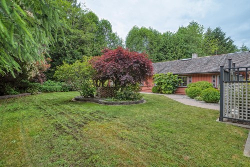 6241 Sechelt Inlet Road, Sechelt, BC 