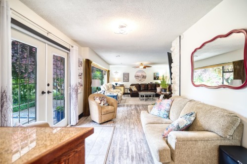 6241 Sechelt Inlet Road, Sechelt, BC 