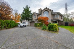 102 Viscount Place  New Westminster, BC V3M 6L4