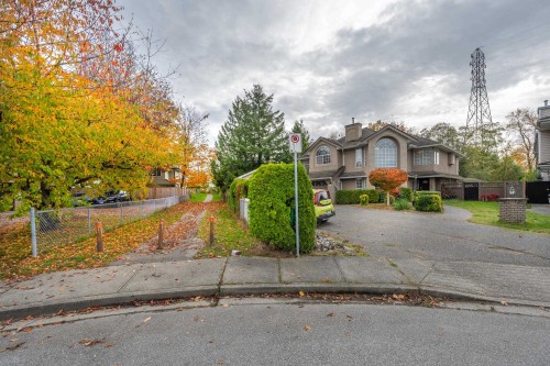 102 Viscount Place, New Westminster, BC 