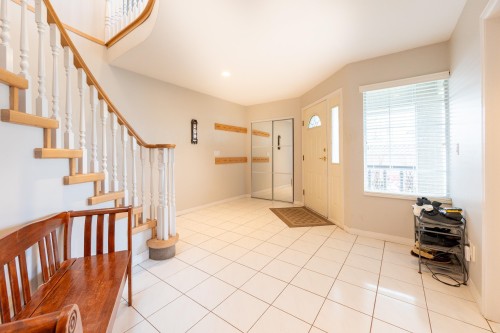 102 Viscount Place, New Westminster, BC 