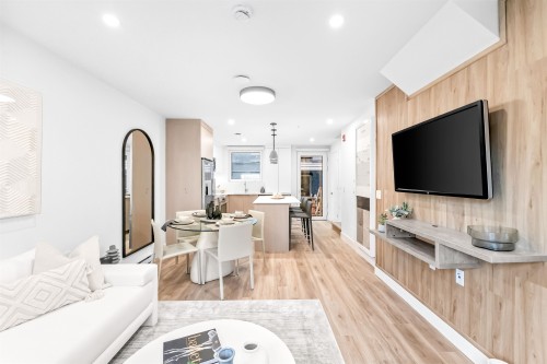 131-2250 1St Avenue E, Vancouver, BC 