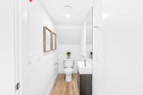 1732 Templeton Drive, Vancouver, BC 