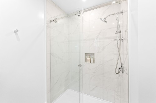 1732 Templeton Drive, Vancouver, BC 