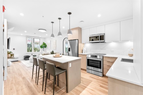 1732 Templeton Drive, Vancouver, BC 