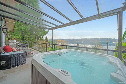 920 Barber Street, Port Moody, BC 