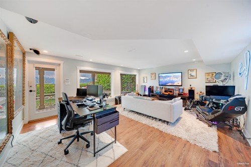 920 Barber Street, Port Moody, BC 