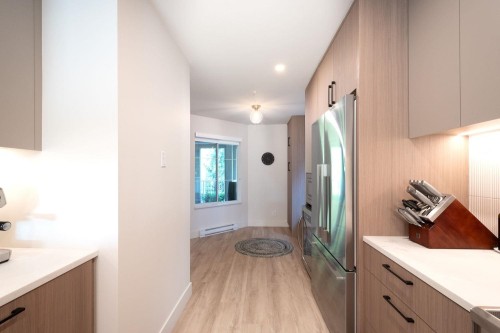 403-1050 Bowron Court, North Vancouver, BC 