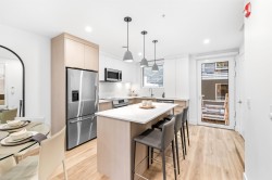 309-2250 1st Avenue E Vancouver, BC V5N 1B6