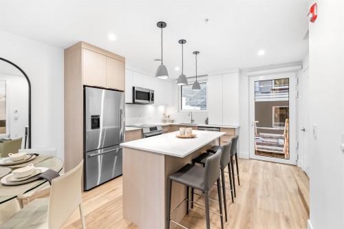 315-2250 1St Avenue E, Vancouver, BC 