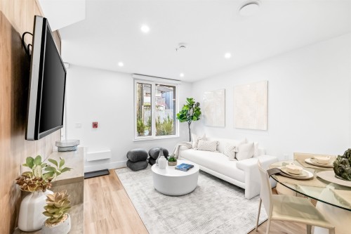 315-2250 1St Avenue E, Vancouver, BC 