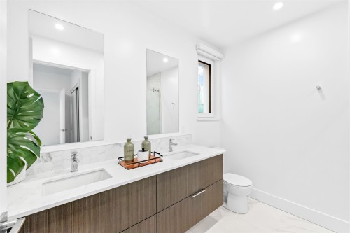 315-2250 1St Avenue E, Vancouver, BC 